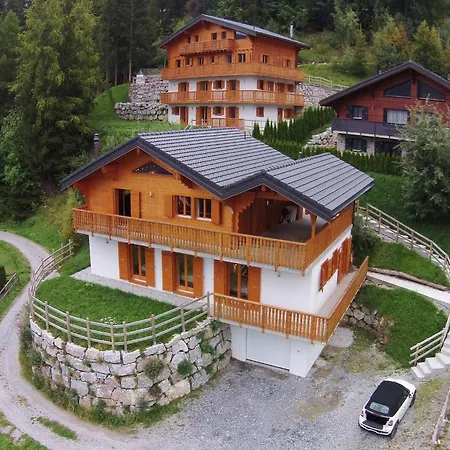 Chalet In Alps Near Lift And Sauna La Tzoumaz