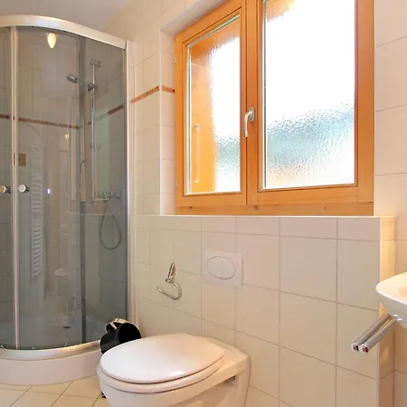 Chalet In Alps Near Lift And Sauna La Tzoumaz